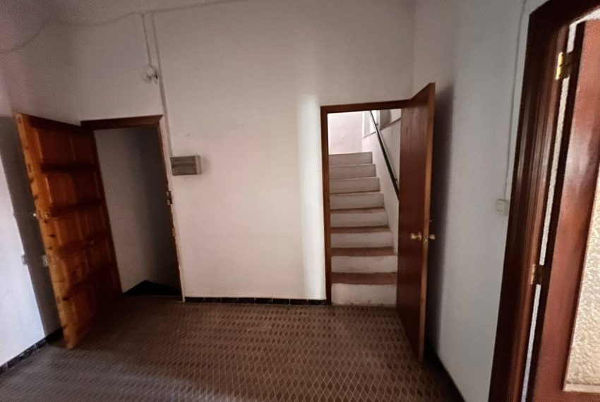 2052_38389805900_10_20231025180611803