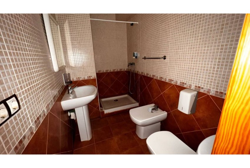 2052_55037466951_2e6eec94-77af-4918-a0c6-c912fd0dd1bd