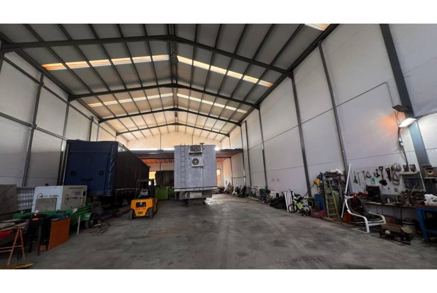 2052_58356215137_c0ffe633-60ab-487e-8028-f0a465381f8d