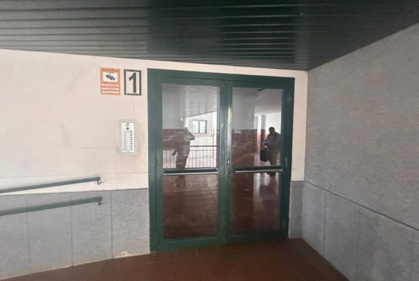 2052_58382827757_d9361e1a-2d13-4674-8ecb-534d605be5de