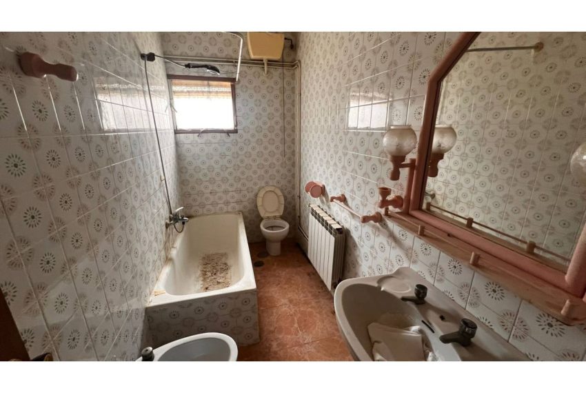 2052_29245503281_eea02ba9-7bbf-4ca7-b518-3ab22f6e54b5