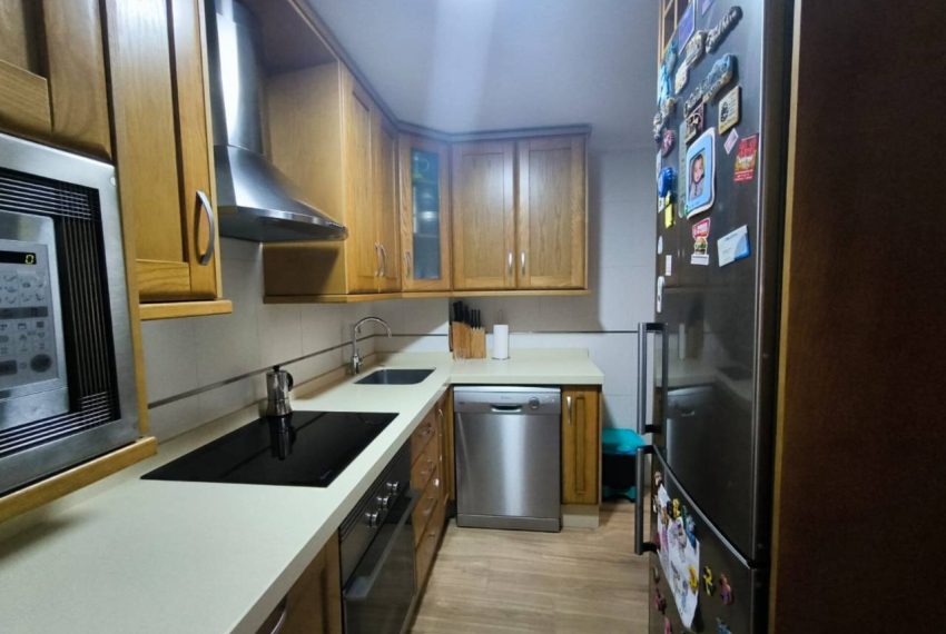 2052_845239574_15d747bb-daee-43c3-b288-39e0233949b9