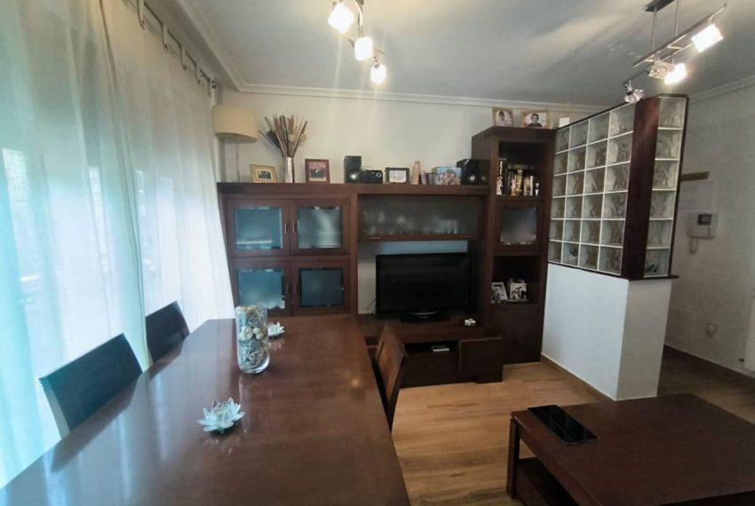 2052_845239574_5317b713-af3c-4eb4-9c97-2bad3d36c1a2