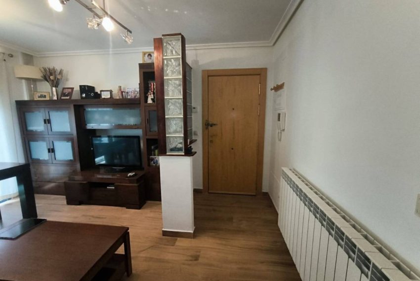 2052_845239574_c73b8bc5-e686-4b9e-b4de-42925059581b