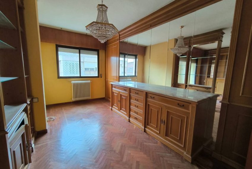 2052_59195127171_4207ca5f-3744-4387-9013-4c2cf4933aff