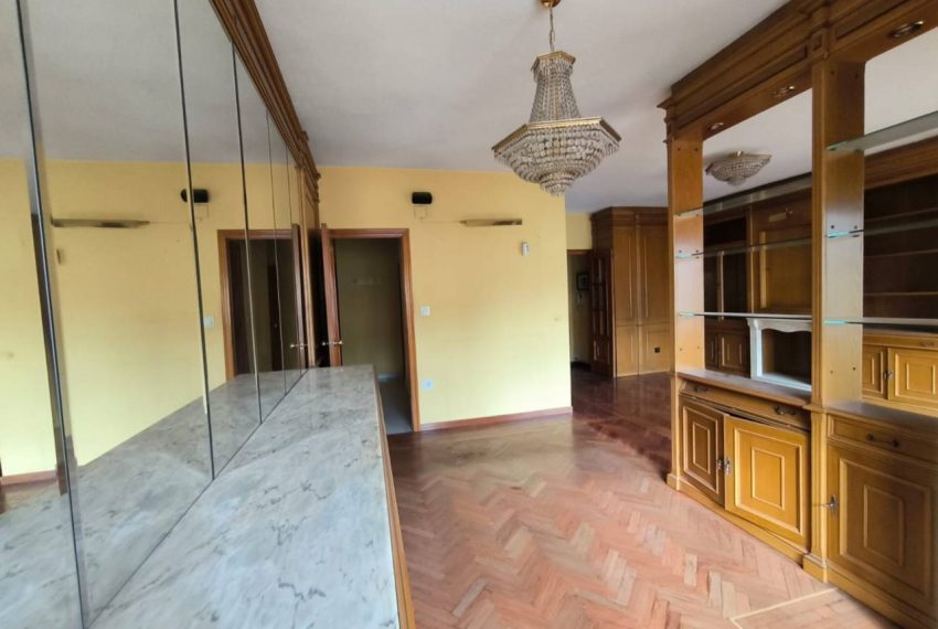 2052_59195127171_bc050f77-9b2d-4060-a8c3-f57b1114b4f8