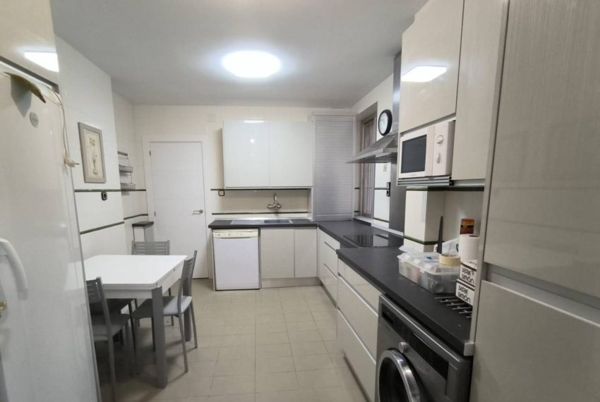 2052_60861931594_846815af-d6c0-49b5-aac0-81bae28ff49a