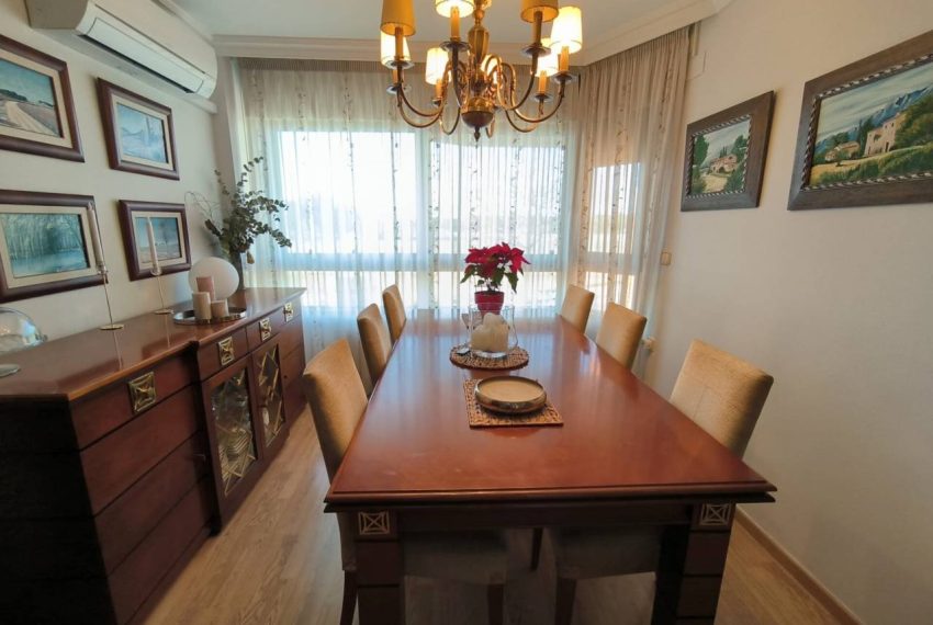 2052_60903755419_bedd974f-2547-403d-a8bf-f73c8134dfeb