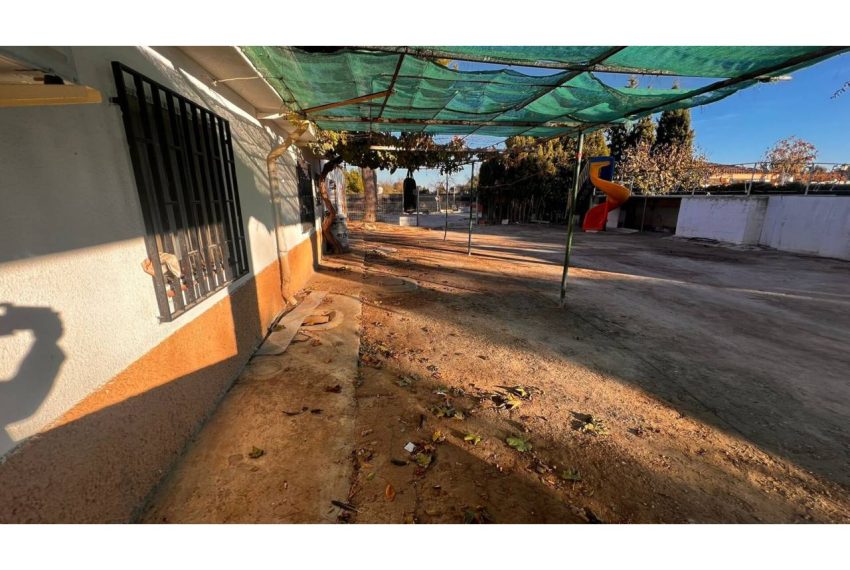 2052_60904388885_de473838-dd08-49d7-8e41-5ac77ef453ef