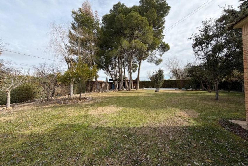 2052_60907520315_c6615a37-76a9-4dd8-a392-6187b9d6c99d