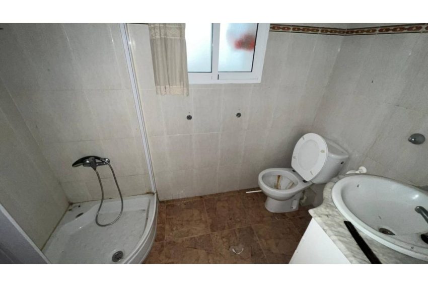 2052_60925579520_5acfa9a2-fb62-4529-a823-4ba92d0cba4e