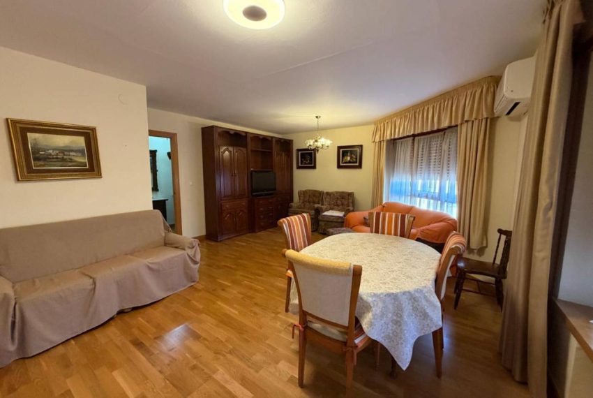 2052_60855154072_7878e594-401c-4585-8a4b-d5816bebd6f9