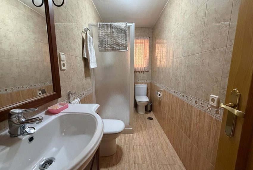 2052_60855154072_808231a9-3822-40f5-afc2-612b2b9fa0c4