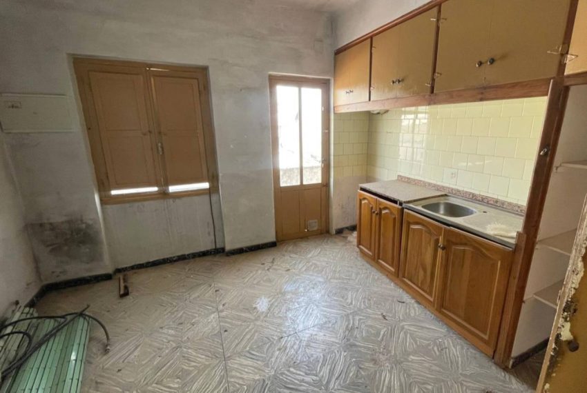 2052_61684229901_1094273b-528a-4657-9871-ae8434774fb2