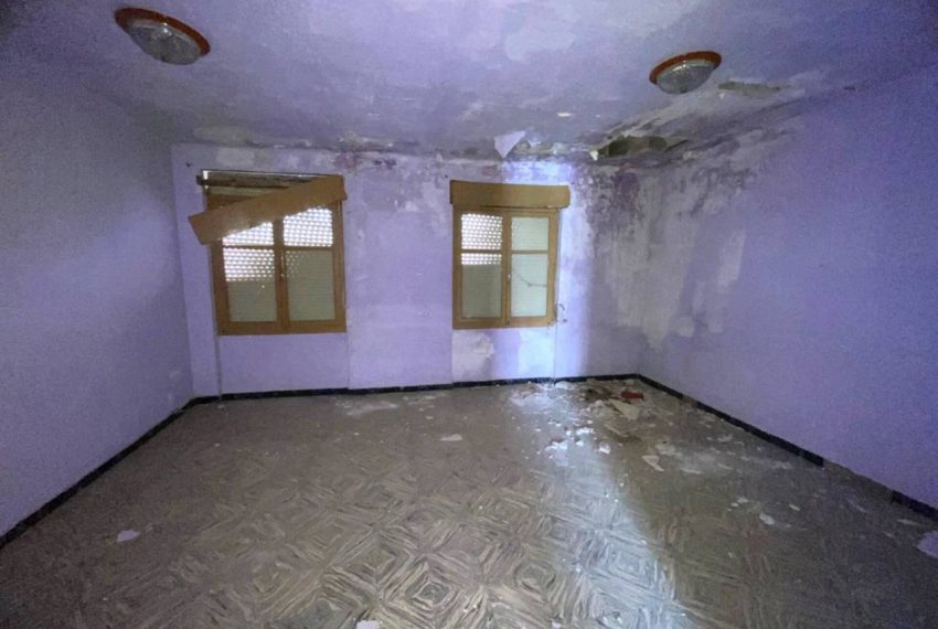 2052_61684229901_c5515450-4751-4518-bf01-2e58abaf16f2