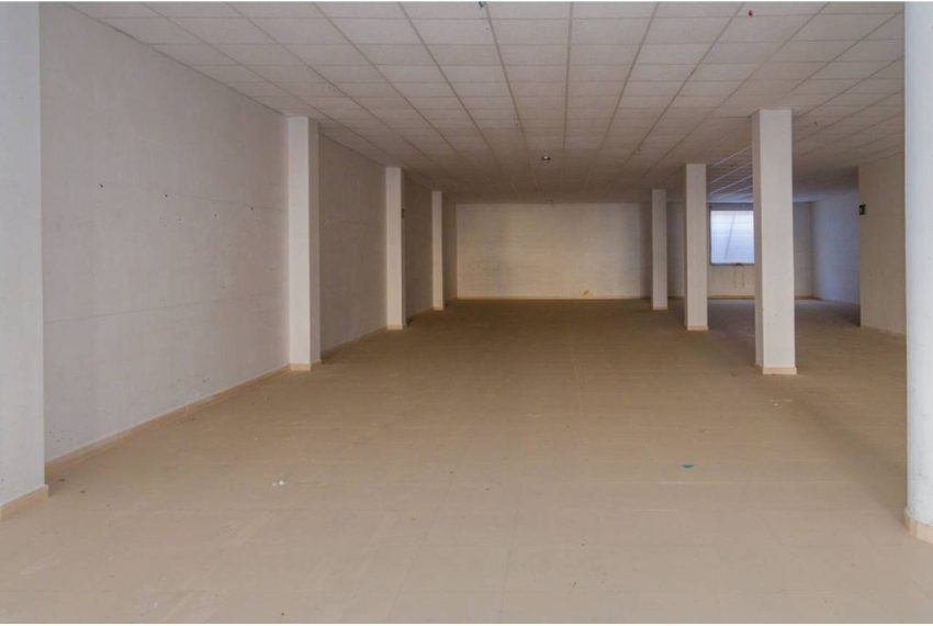 2052_61725739673_8374c9eb-5a0b-4737-8bee-9f4961ab7baa