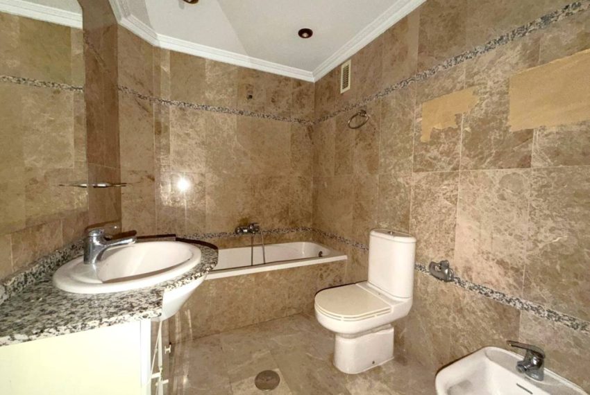 2052_61728070452_4191e32b-6b3a-4c35-82a4-88ead08ef89e