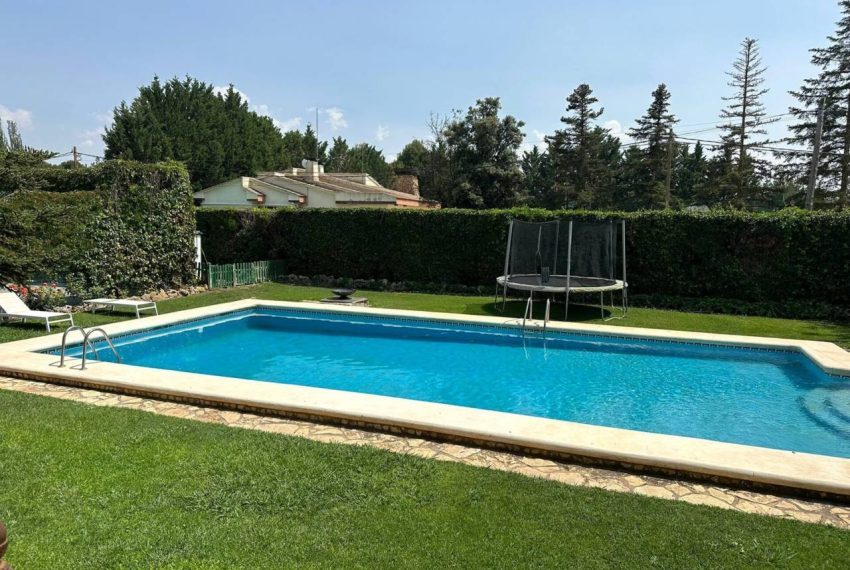 2052_61763327678_3bc2f64e-21a7-493b-a8c6-175d22240333