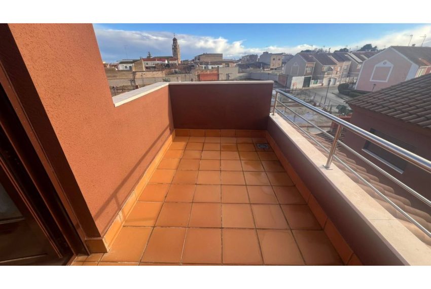 2052_61763953360_1f373827-ebe1-4190-a199-b925870f9ef1